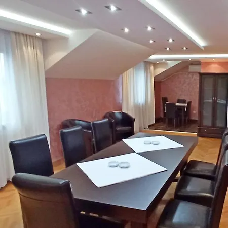 Konaciste 3* Zlatibor