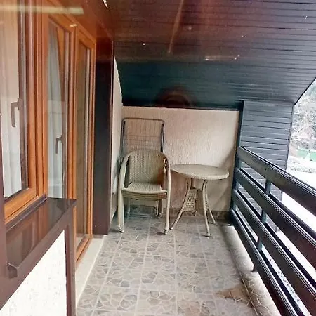 아파트호텔 Konaciste 3*